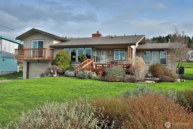 Property photo for 8201 Olympic View Lane, Clinton