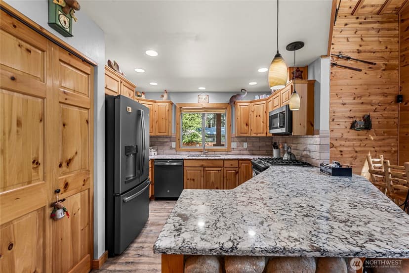 Property photo for 18880 Pine Loop, Leavenworth photo 14