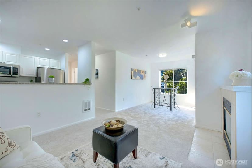 Property photo for 1729 12th Avenue S #201, Seattle photo 16