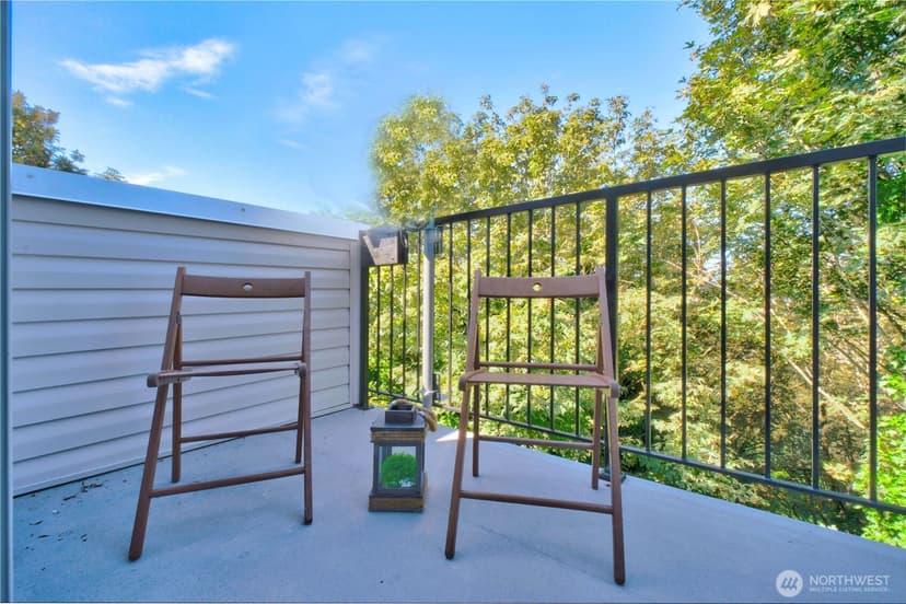 Property photo for 1729 12th Avenue S #201, Seattle photo 21