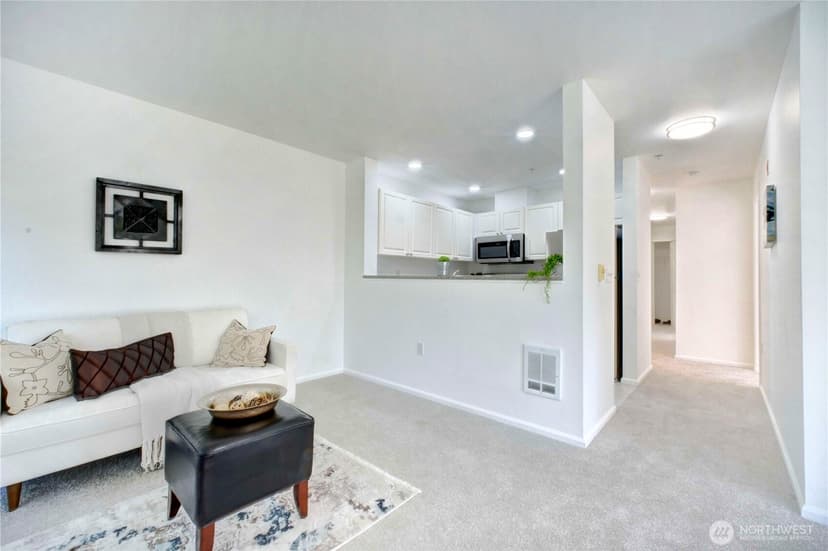 Property photo for 1729 12th Avenue S #201, Seattle photo 15