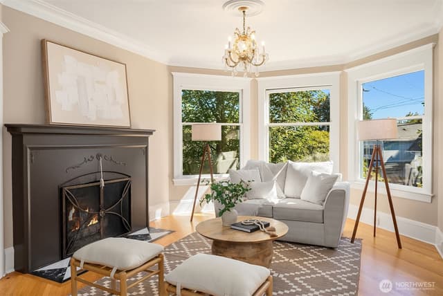 Property photo for 402 W Galer Street, Seattle photo 5