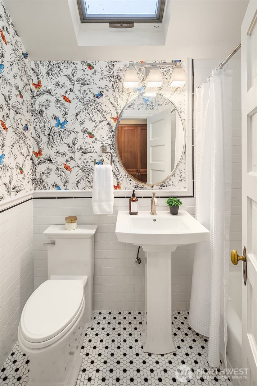 Property photo for 402 W Galer Street, Seattle photo 10
