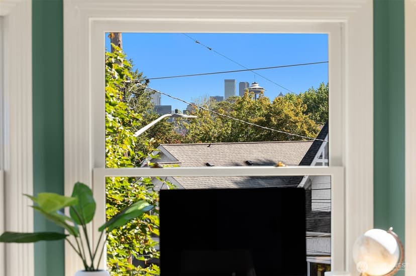 Property photo for 402 W Galer Street, Seattle photo 17
