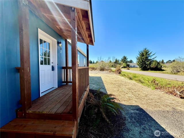 Property photo for 299 Octopus Avenue NE, Ocean Shores photo 4