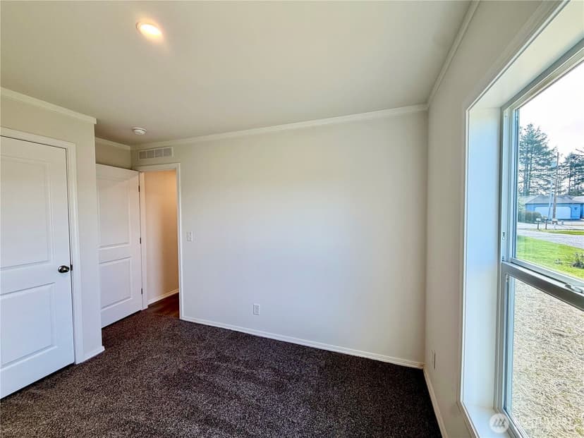 Property photo for 299 Octopus Avenue NE, Ocean Shores photo 28