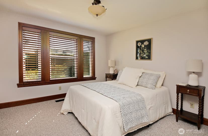 Property photo for 2471 Soundview Drive, Langley photo 19