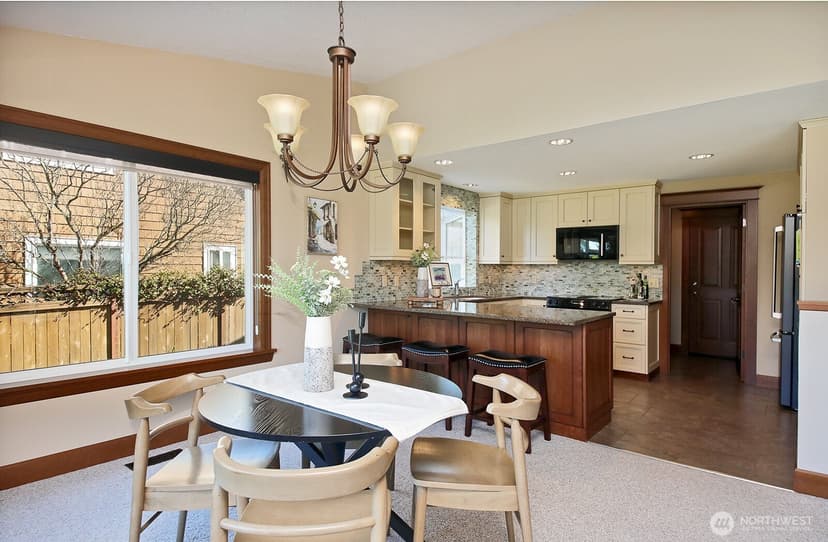 Property photo for 2471 Soundview Drive, Langley photo 7