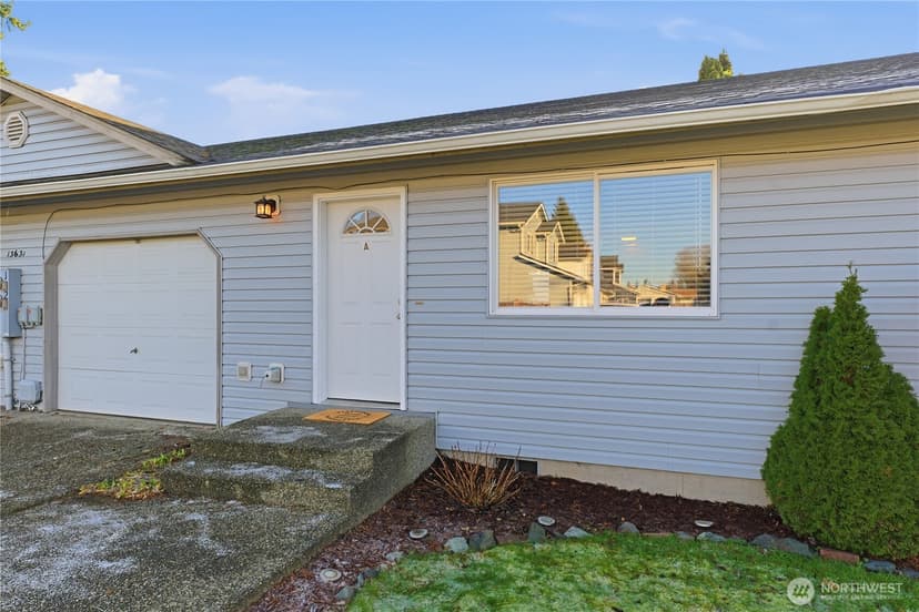 Property photo for 13631 51st Avenue NE #A, Marysville photo 4
