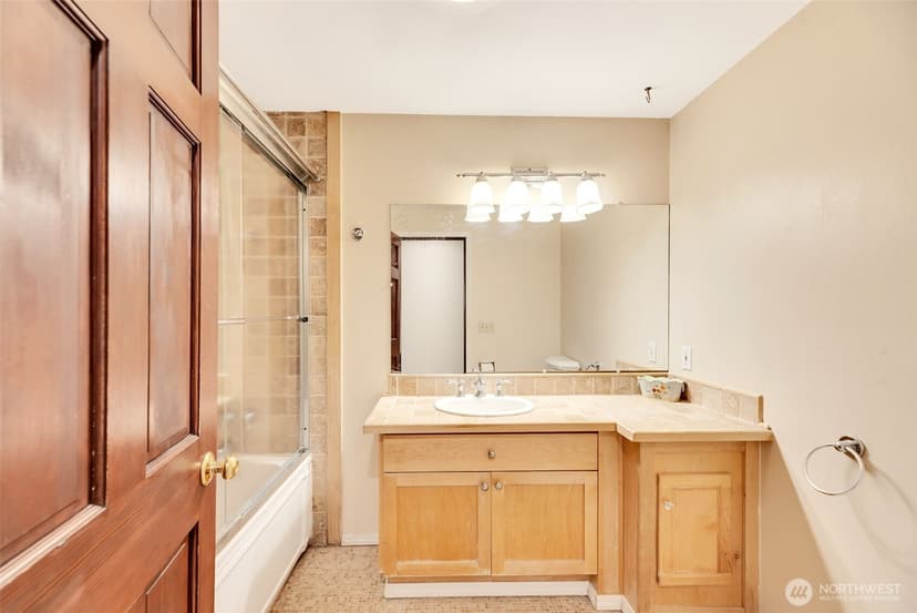 Property photo for 28833 11th Avenue S, Federal Way photo 19