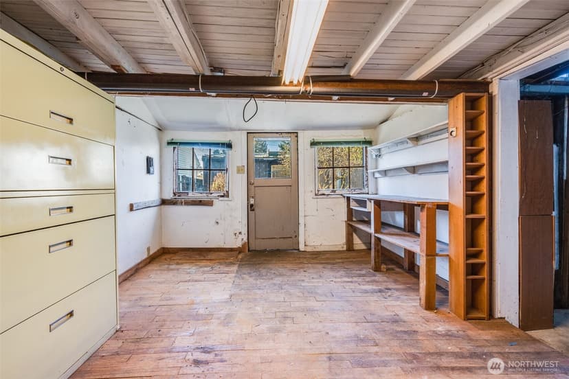 Property photo for 12406 2nd Place SW, Seattle photo 24
