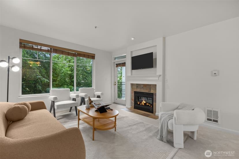 Property photo for 1525 NW 57th Street #303, Seattle photo 3