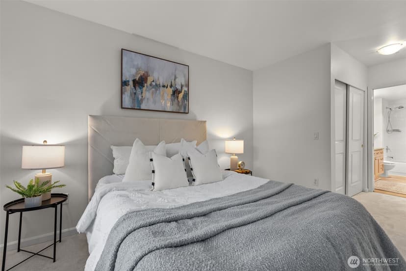 Property photo for 1525 NW 57th Street #303, Seattle photo 15
