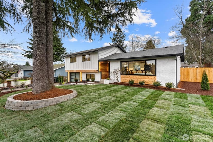 Property photo for 219 S 183rd Street, Burien photo 35