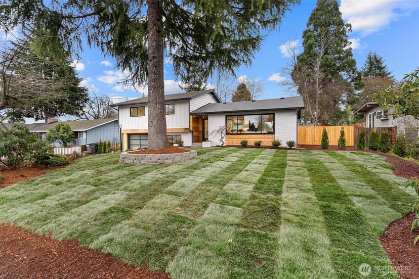 Property photo for 219 S 183rd Street, Burien photo 32