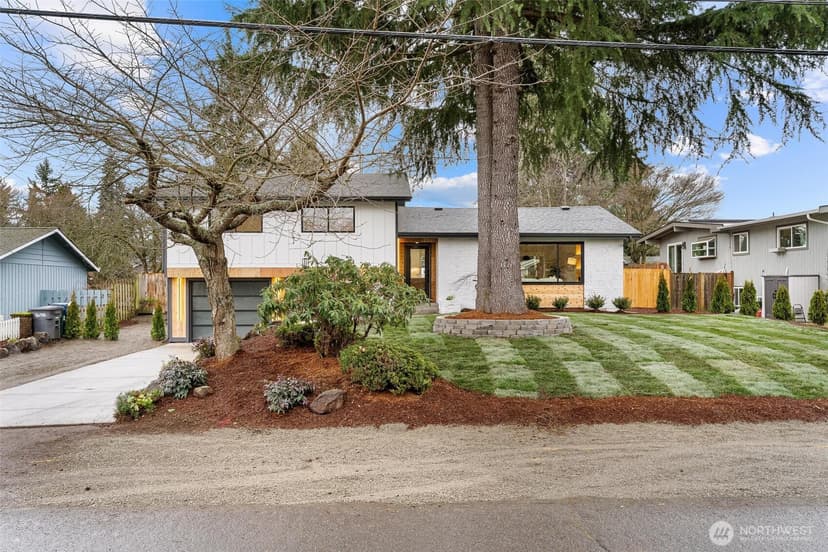 Property photo for 219 S 183rd Street, Burien photo 33