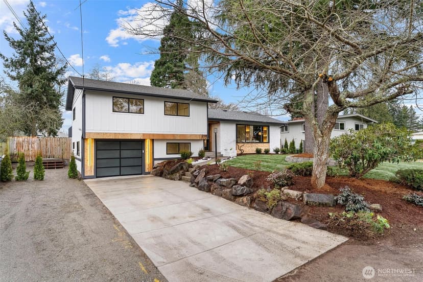 Property photo for 219 S 183rd Street, Burien photo 37