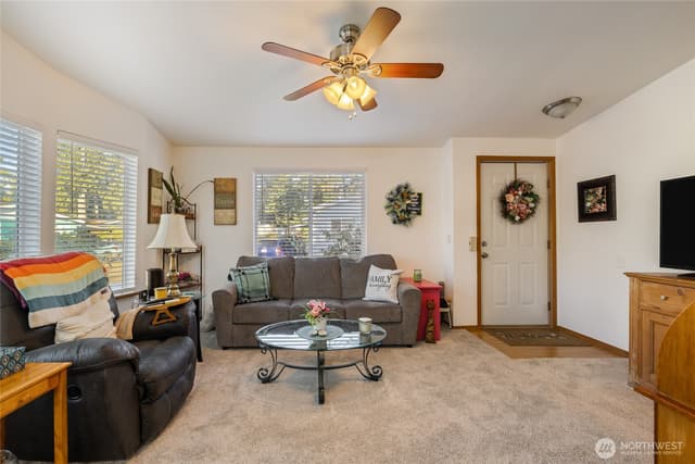 Property photo for 12511 112th Avenue E #41, Puyallup photo 5