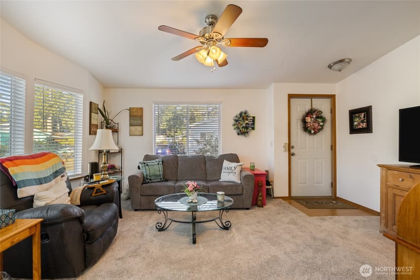 Property photo for 12511 112th Avenue E #41, Puyallup photo 5