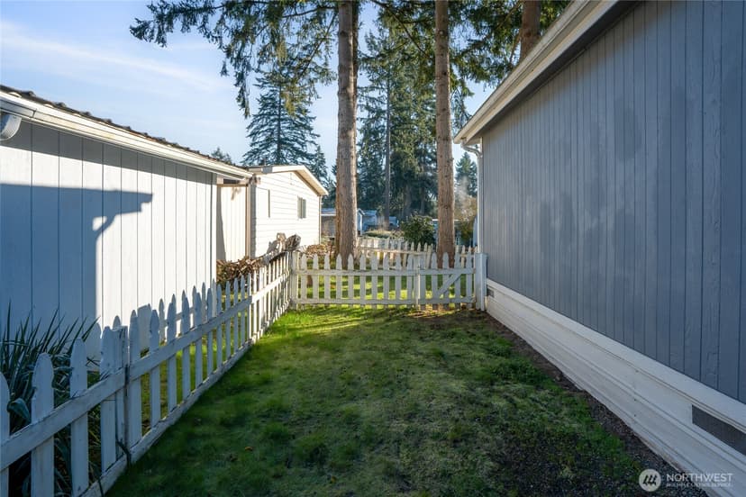 Property photo for 12511 112th Avenue E #41, Puyallup photo 24