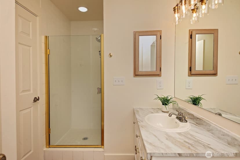 Property photo for 5663 Lenz Place, Langley photo 15