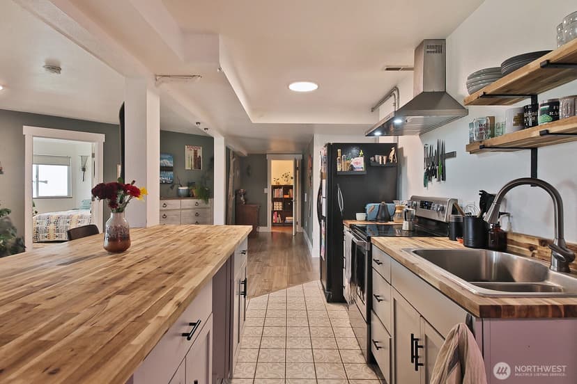 Property photo for 5663 Lenz Place, Langley photo 19