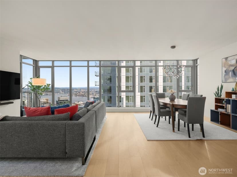 Property photo for 583 Battery Street #3802N, Seattle photo 3