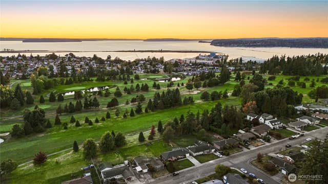 Property photo for 708 Waverly Avenue, Everett photo 3
