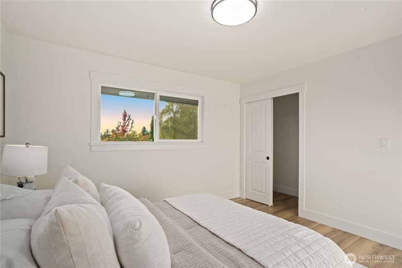 Property photo for 708 Waverly Avenue, Everett photo 11