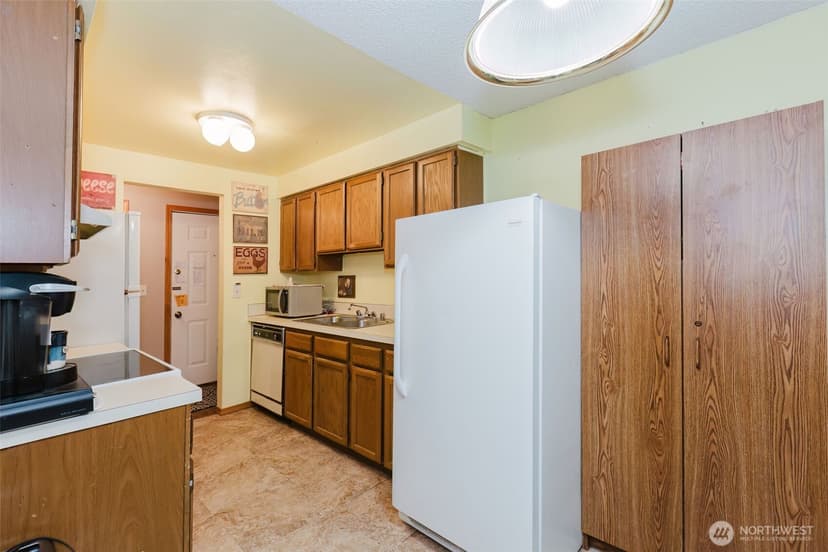 Property photo for 3570 Narrows View Lane #104, Bremerton photo 12