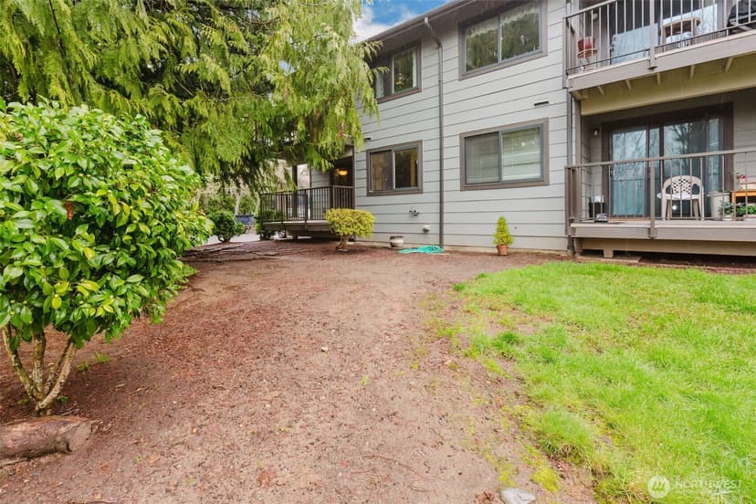 Property photo for 3570 Narrows View Lane #104, Bremerton photo 21