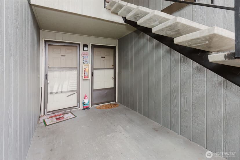Property photo for 3570 Narrows View Lane #104, Bremerton photo 4
