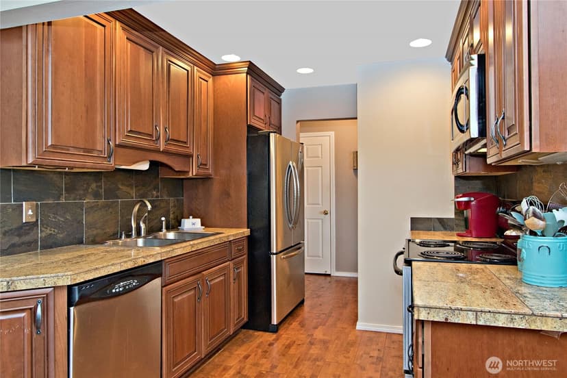 Property photo for 5021 Ripley Lane N #102, Renton photo 6