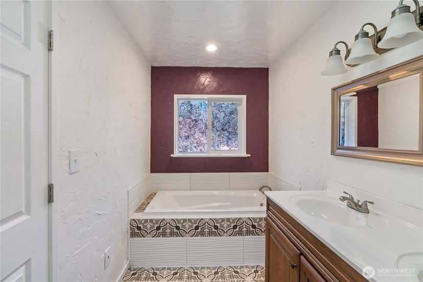 Property photo for 804 Scoter Court SE, Ocean Shores photo 22