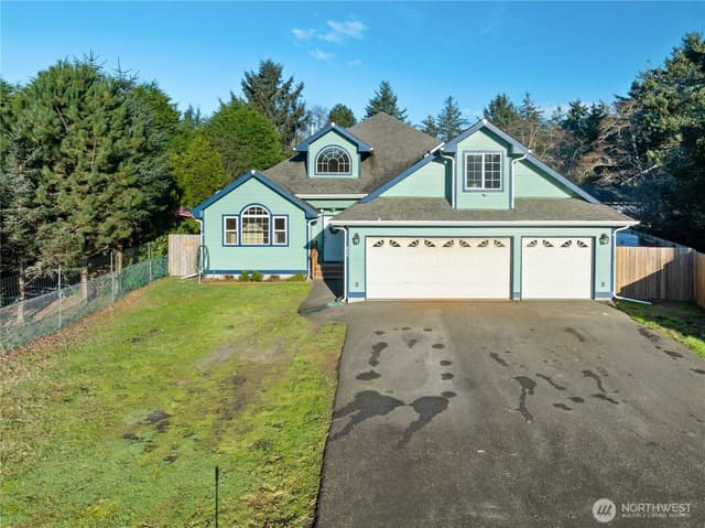 Property photo for 804 Scoter Court SE, Ocean Shores
