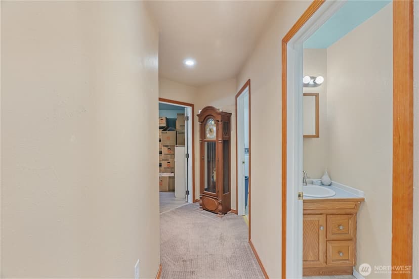 Property photo for 804 Scoter Court SE, Ocean Shores photo 13