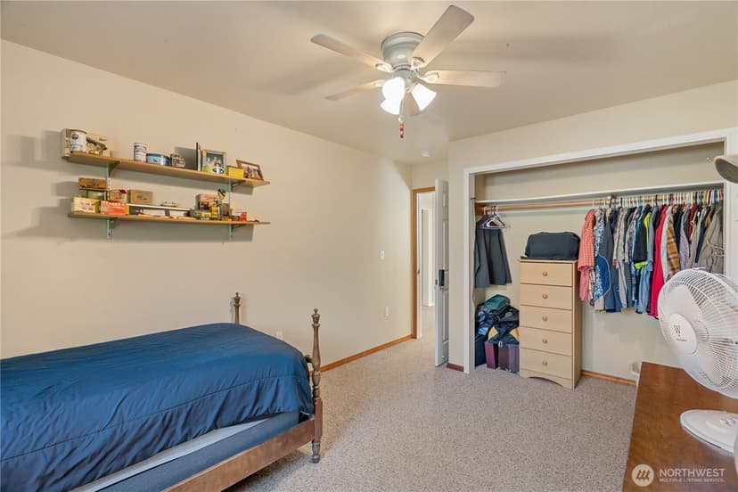 Property photo for 804 Scoter Court SE, Ocean Shores photo 28