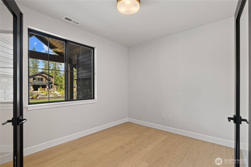 Property photo for 1061 Domerie Park Loop, Cle Elum photo 7