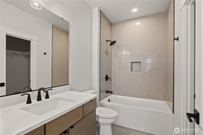 Property photo for 1061 Domerie Park Loop, Cle Elum photo 9