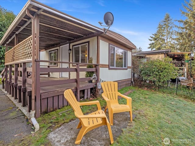 Property photo for 11510 E Riverside Drive #26, Bothell photo 3