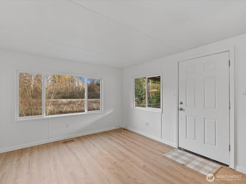 Property photo for 11510 E Riverside Drive #26, Bothell photo 6
