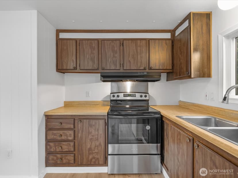 Property photo for 11510 E Riverside Drive #26, Bothell photo 10