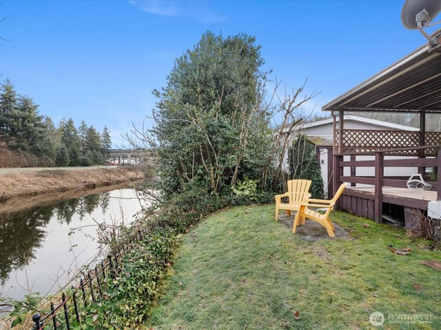 Property photo for 11510 E Riverside Drive #26, Bothell photo 4