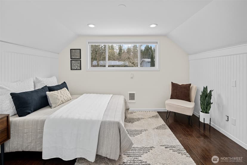 Property photo for 3410 77th Avenue SE, Mercer Island photo 24
