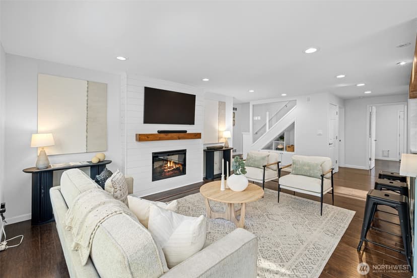 Property photo for 3410 77th Avenue SE, Mercer Island photo 6