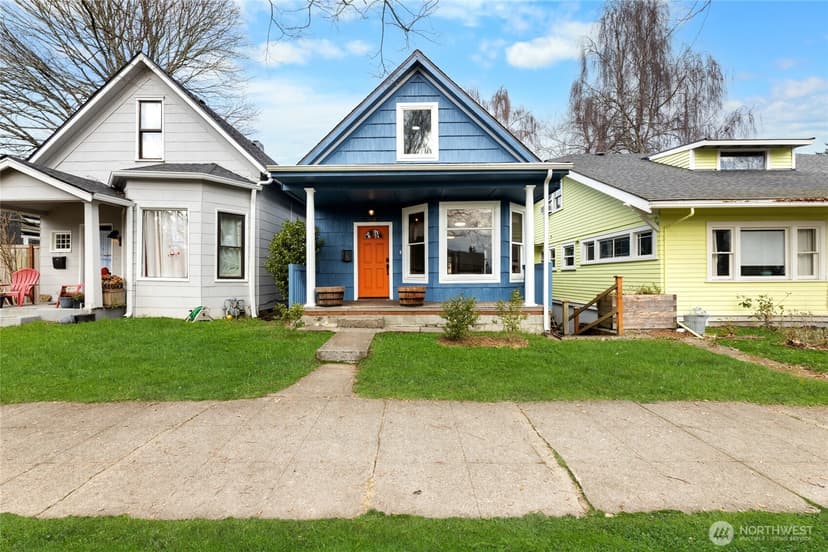 Property photo for 913 N Ainsworth Avenue, Tacoma