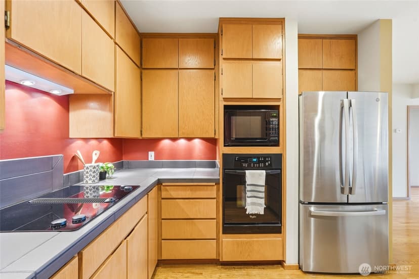 Property photo for 620 W Mercer Place #2B, Seattle photo 14