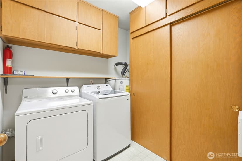 Property photo for 620 W Mercer Place #2B, Seattle photo 29