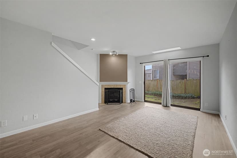 Property photo for 8013 NE 177th Ct #402, Kenmore photo 17