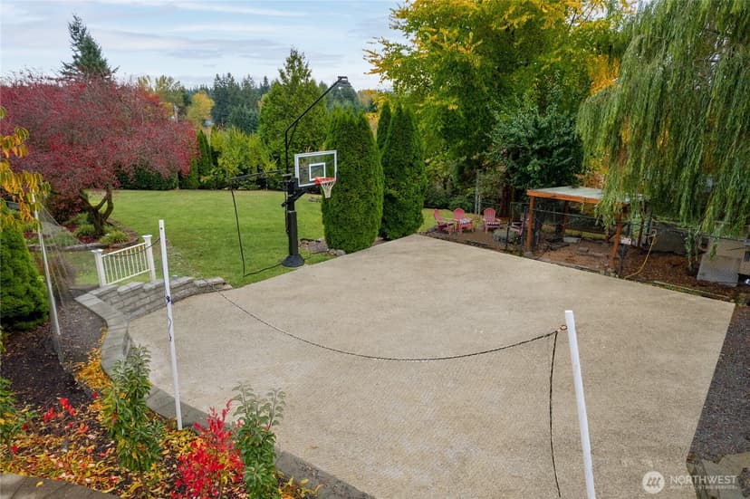 Property photo for 24215 75th Avenue SE, Woodinville photo 7